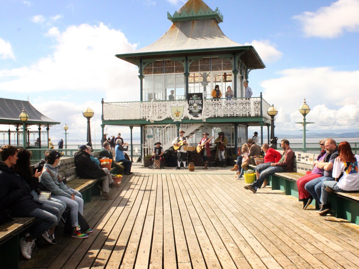 Piratitude busking on Clevedon Pier